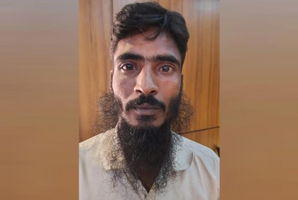 মেয়েকে হত্যার পর মাটিতে পুঁতে রাখেন বাবা
