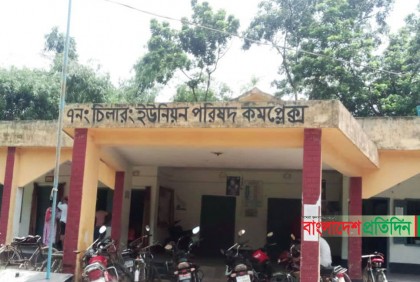 ঠাকুরগাঁওয়ে ১০ টাকা কেজি চালের কার্ড নিয়ে অনিয়মের অভিযোগ
