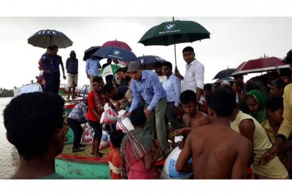 হবিগঞ্জে বন্যার্তদের মাঝে খাদ্য সহায়তা বিতরণ