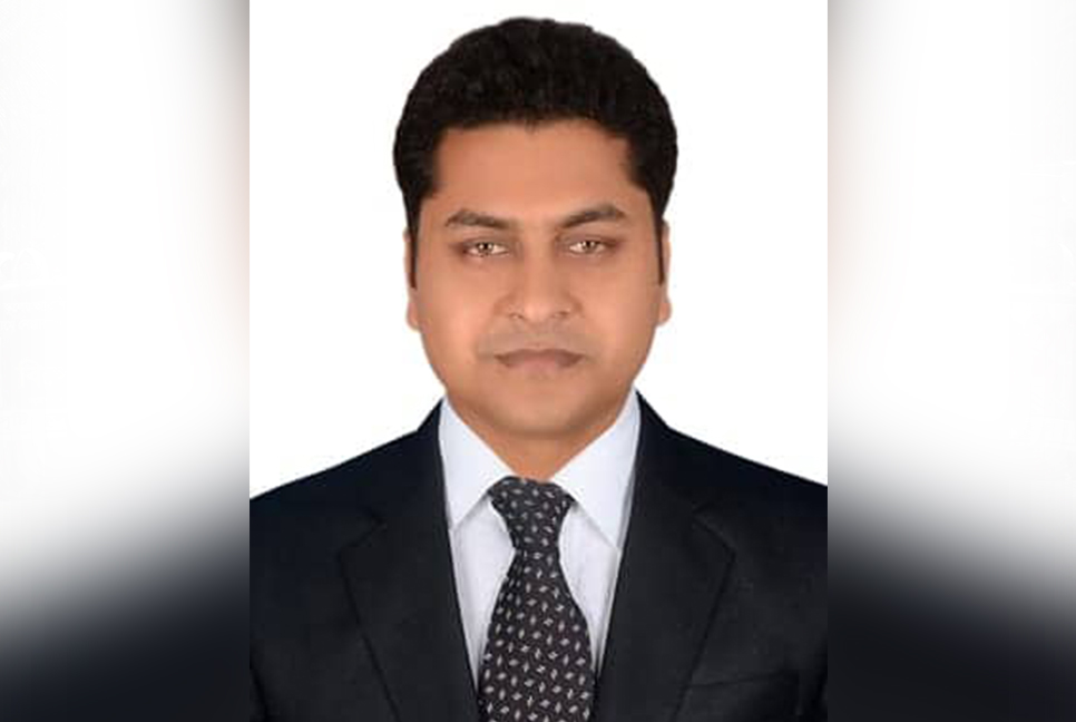 পাবনা বিজ্ঞান ও প্রযুক্তি বিশ্ববিদ্যালয়ের প্রক্টর হলেন কামাল হোসেন