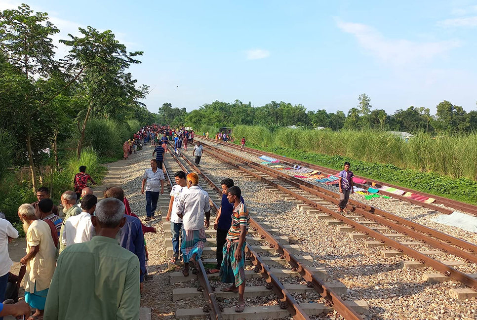 ঠাকুরগাঁওয়ে ট্রেনে কাটা পড়ে একজনের মৃত্যু