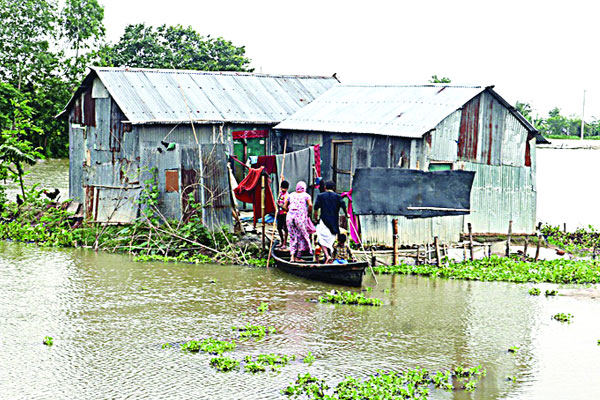 বন্যার উন্নতি, বাড়ছে রোগব্যাধি