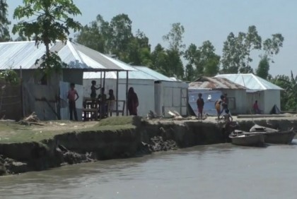 কুড়িগ্রামে 
শুরু হয়েছে তীব্র নদী ভাঙন