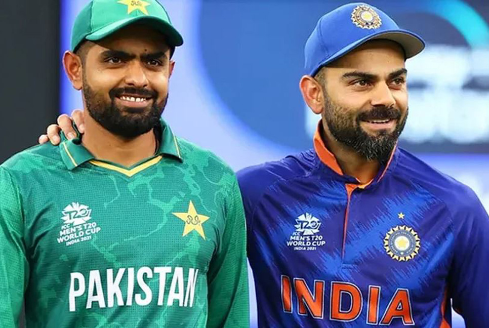 আবারও কোহলিকে ছাপিয়ে গেলেন বাবর আজম