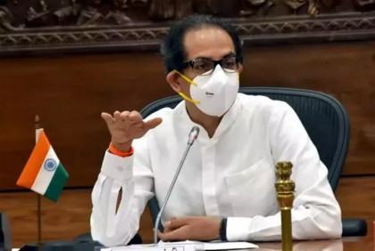 ভারতের মহারাষ্ট্রের মুখ্যমন্ত্রীর পদত্যাগ

