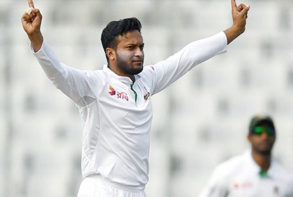 টেস্ট র‌্যাংকিংয়ে সাকিবের অবনতি, এগিয়ে গেলেন শান্ত-সোহান