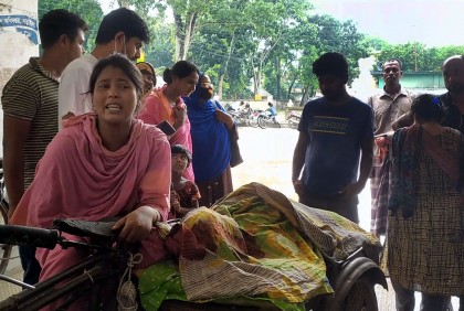 প্রতিপক্ষের ধারালো অস্ত্রের কোপে মুদি দোকানির মৃত্যু