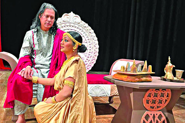 পোহালে শর্বরী’র মঞ্চায়ন শুরু