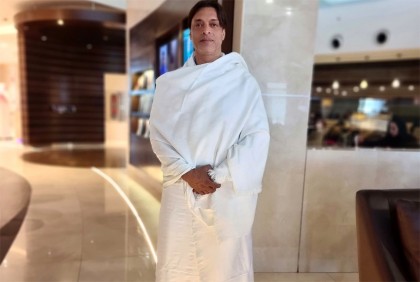 সৌদি আরবের রাষ্ট্রীয় অতিথি হয়ে হজে গেলেন শোয়েব আখতার

