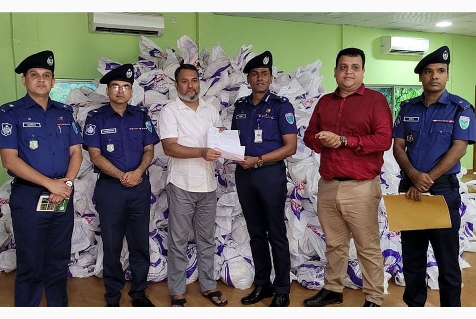 সিলেটে আরও ৪ হাজার
পরিবার পেল বসুন্ধরার ত্রাণ