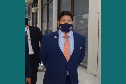 বিমানবন্দরে লাগেজ নিতে যাত্রীরা ঘণ্টার পর ঘণ্টা আটকে থাকেন : ড. মোমেন

