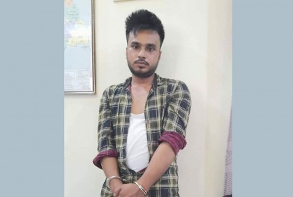 নেত্রকোনায় ছিনতাইকালে জনতার হাতে আটক ছিনতাইকারী