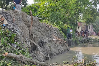 সিরাজগঞ্জে বাড়ছে যমুনার পানি

