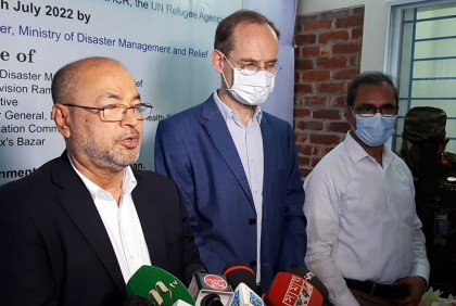 ‘প্রত্যাবাসন না হওয়া পর্যন্ত রোহিঙ্গাদের মানবিক সহায়তা দিবে বাংলাদেশ’