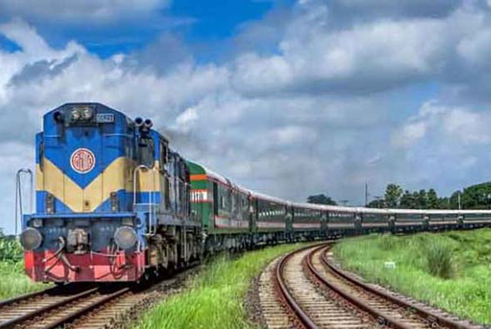ট্রেনের টিকেট কালোবাজারি: আরএনবি'র ১২ সিপাহী বদলি