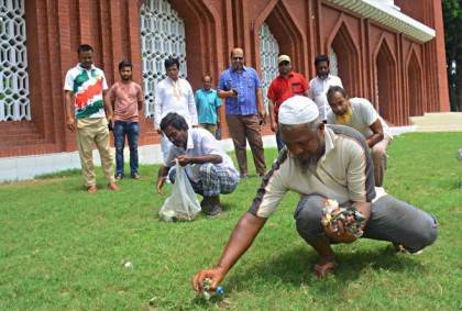 দেশের সবচেয়ে বড় ঈদগাহ মাঠে চলছে প্রস্তুতি 