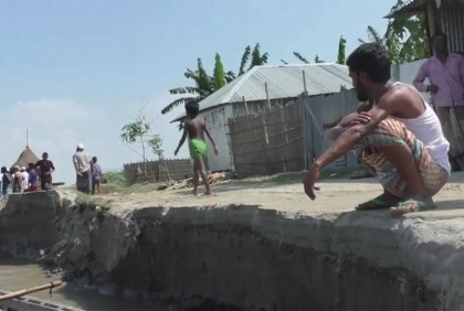 কুড়িগ্রামে তীব্র নদী ভাঙন