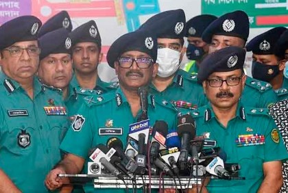 জাতীয় ঈদগাহে ছাতা ছাড়া অন্যকিছু আনা যাবে না : ডিএমপি কমিশনার