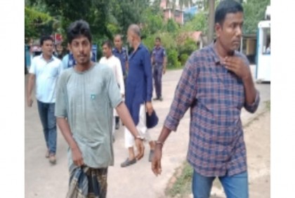 স্কুলছাত্রীকে অপহরণের পর ধর্ষণে শিক্ষক আটক