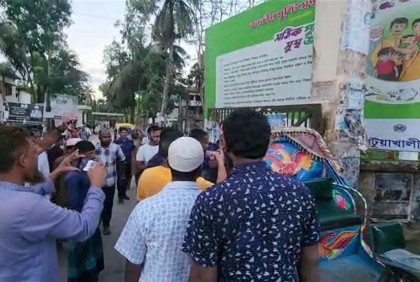 স্বতন্ত্র চেয়ারম্যান প্রার্থীর উপর হামলা, আহত অন্তত ২০