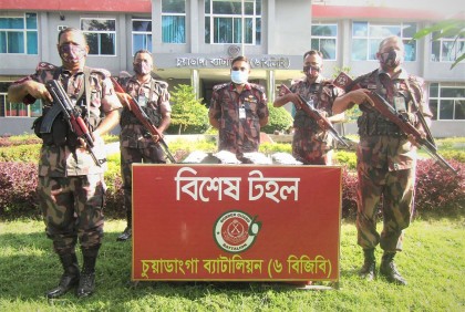 বিজিবি’র অভিযানে ৯ কেজি রূপার গহনা জব্দ