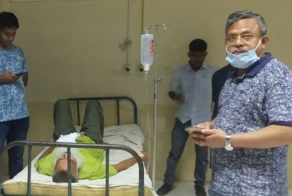 ঝিনাইদহে স্বতন্ত্র প্রার্থীর দুই কর্মীকে হাতুড়িপেটা করে ঈদ উপহারের  কার্ড ছিনতাই