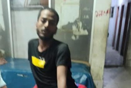 টাকা ভাগ-বাটোয়ারা নিয়ে ছাত্রলীগ নেতা গুলিবিদ্ধ  