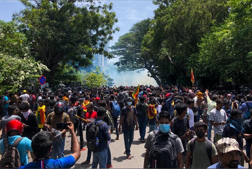 গোতাবায়াকে আশ্রয় না দিতে মালদ্বীপে শ্রীলঙ্কানদের বিক্ষোভ