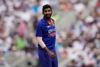একাধিক রেকর্ড গড়লেন বুমরাহ