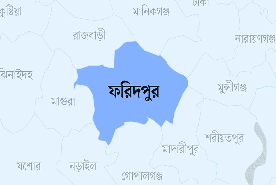 বিয়েতে দাওয়াত না দেওয়ায় হামলা-ভাঙচুর, আহত ৩০