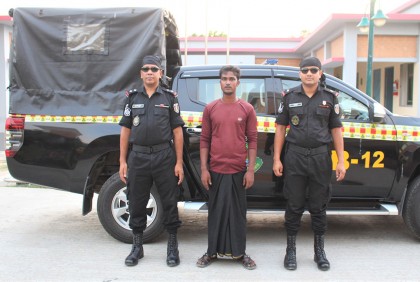 সিরাজগঞ্জে ২ মাদক কারবারি আটক  