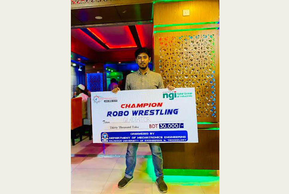 এআইইউবি শিক্ষার্থীদের রোবোট্রনিক্স চ্যাম্পিয়নশিপ অর্জন