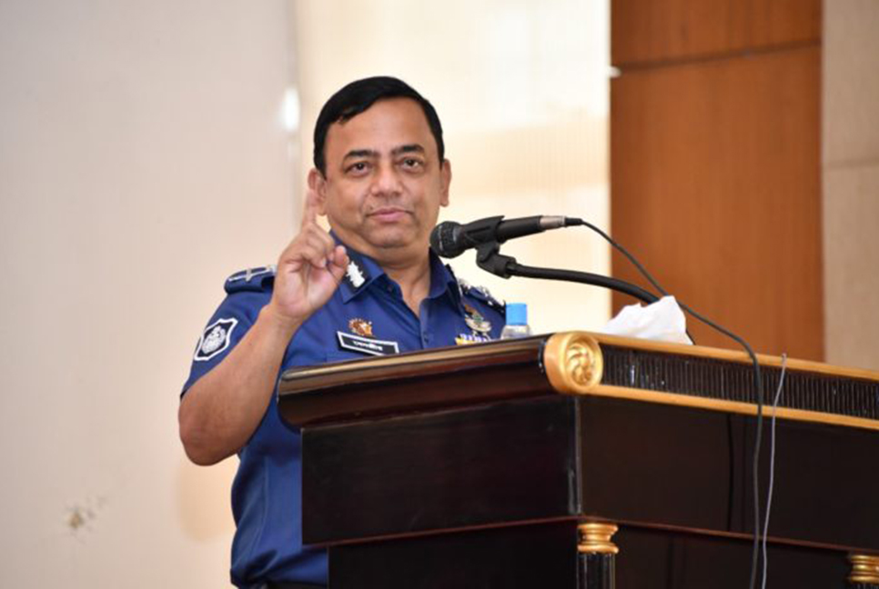 পুলিশের সকল স্থাপনায় বিদ্যুৎ ব্যবহার সীমিত রাখার নির্দেশ আইজিপির 
