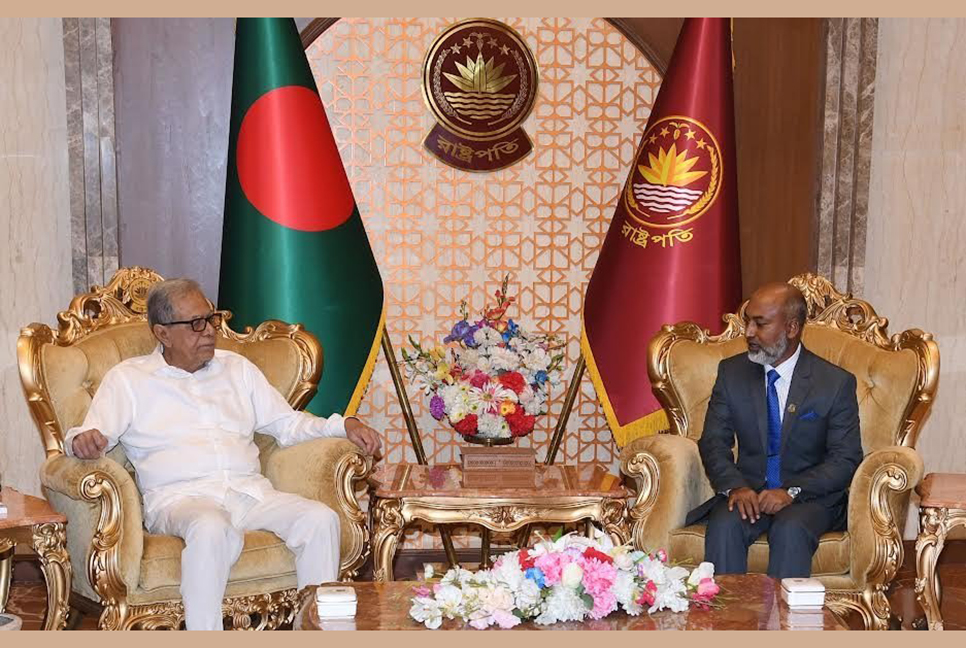 রাষ্ট্রপতির সঙ্গে বিইউপি উপাচার্যের সাক্ষাৎ

