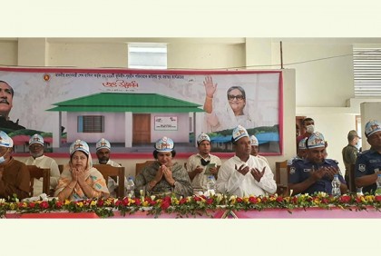 ভালুকায় মাথা গোঁজার ঠাঁই পেল আরও ৪৫ পরিবার