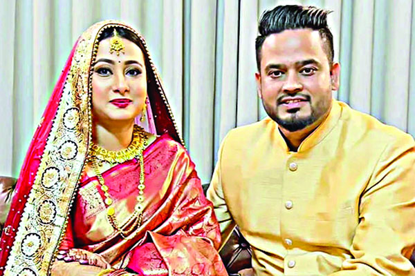 বিয়ে করলেন চিত্রনায়িকা পূর্ণিমা