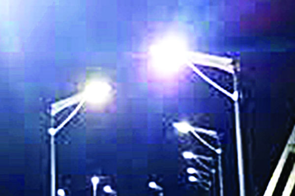রাতের আলো কমছে খুলনায়