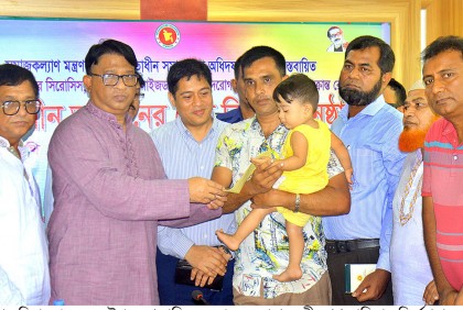 ‘বিশ্ব ইতিহাসে বার বার রেকর্ড করছেন প্রধানমন্ত্রী শেখ হাসিনা’