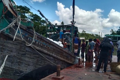 ৬৫ দিনের নিষেধাজ্ঞা শেষে সাগরে নামছেন জেলেরা