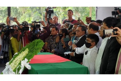 মানুষের ভালোবাসায় সিক্ত হয়েছেন ফজলে রাব্বী : প্রধান বিচারপতি