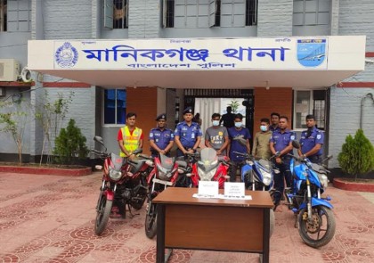 মোটরসাইকেল চুরির অভিযোগে গ্রেফতার তিন