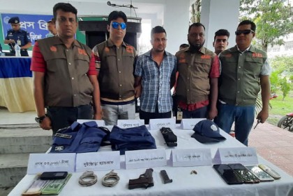 সাতক্ষীরায় আন্তঃজেলা ডাকাত দলের ৬ জন আটক
