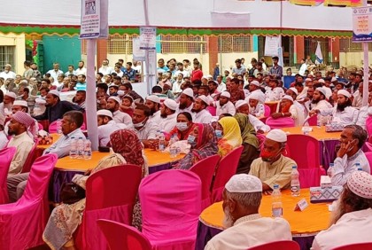 ‘মারবো না, মরবো না’ টেঁটাযুদ্ধ বন্ধে চরাঞ্চলবাসীর  শপথ



