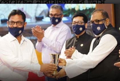 বঙ্গবন্ধু জনপ্রশাসন পদক পেলেন নারায়ণগঞ্জ ডিসি