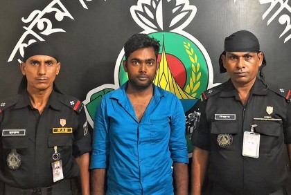 টাঙ্গাইলে ইয়াবাসহ আটক ১