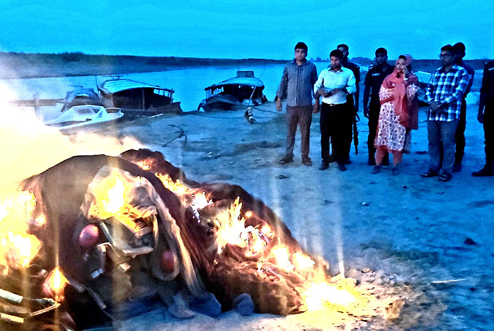 মৎস্য সপ্তাহ উপলক্ষে চরভদ্রাসনে ভ্রাম্যমাণ আদালতের অভিযান