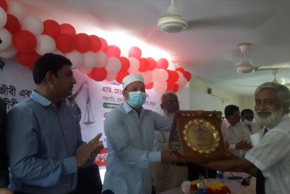মাদারীপুরে আইনজীবী মুক্তিযোদ্ধাদের সংবর্ধনা