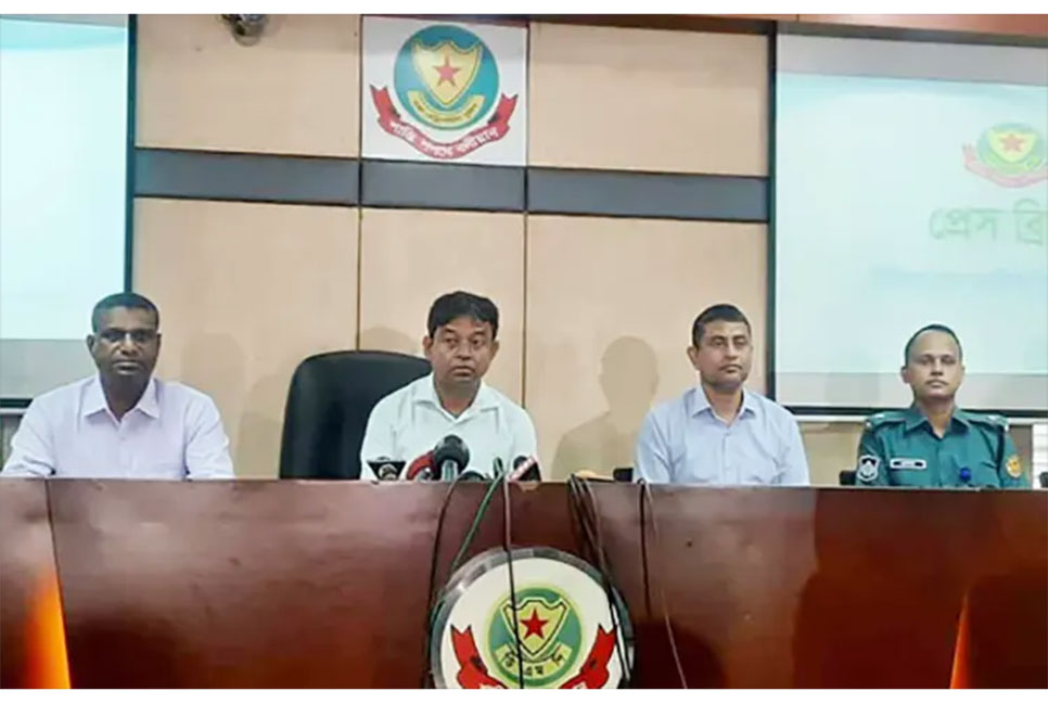 অবৈধভাবে ডলার মজুত করলে ব্যবস্থা : ডিবি