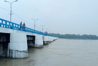আবারও বাড়ছে তিস্তার পানি