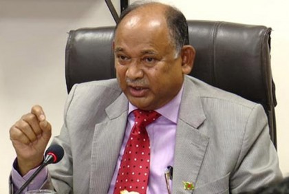 হাইকোর্টের আদেশে ট্রেনের ছাদে যাত্রী উঠা বন্ধ করতে সক্ষম হবো : রেলমন্ত্রী

